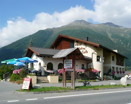 Pizzeria Selva 3* Zernez